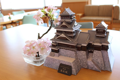 ペーパークラフトと花