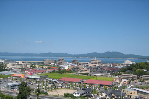 四季折々の宍道湖の様子がみられます
