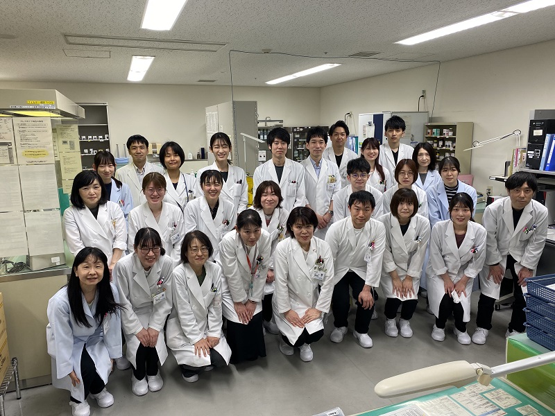 薬剤部集合写真