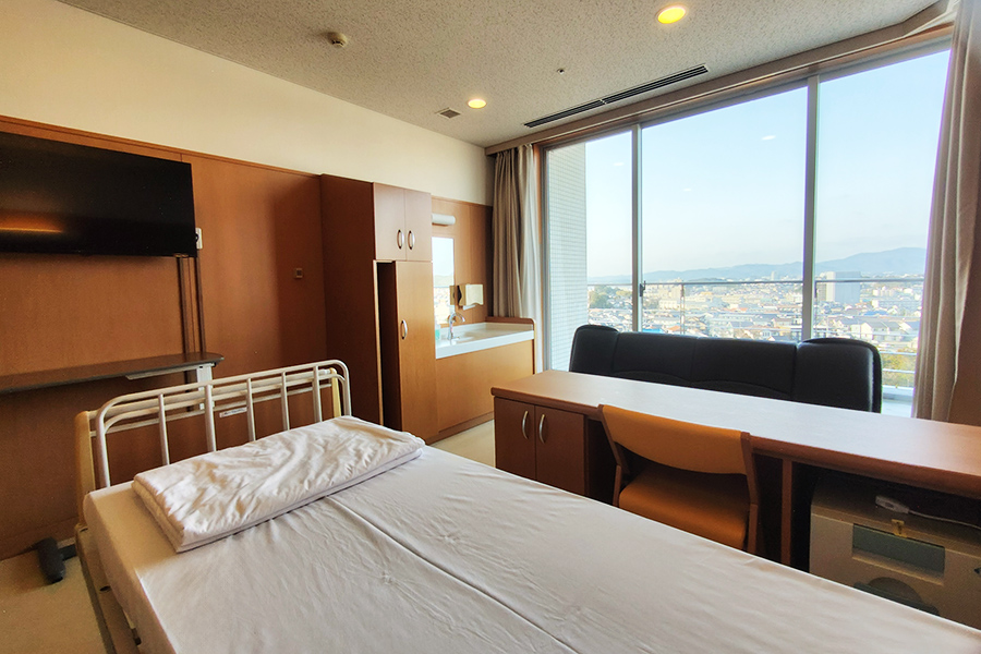 特床室の室内